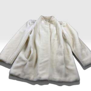 Vintage 90s Ivory Casper Borgessa Faux Fur Statement Coat - M/L